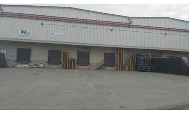 Alquilo bodega 2.000 m2 en Inmaconsa con andenes