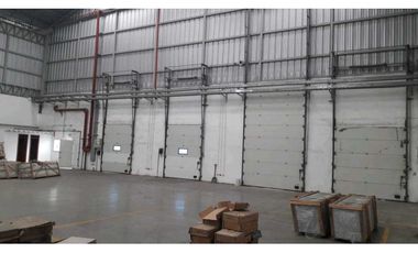 Alquilo.Bodega 1.955 m2 en.Via.Daule