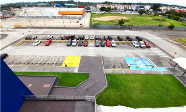 Edificio Corporativo en venta en San Eduardo, Norte de Guayaquil