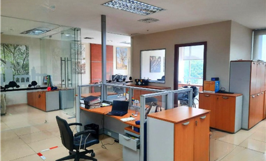 Edificio Corporativo en venta en San Eduardo, Norte de Guayaquil