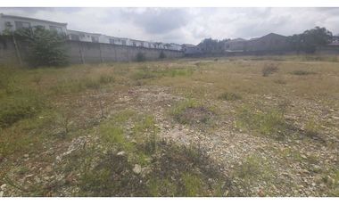Terreno de 10.855 m2 en Via Daule