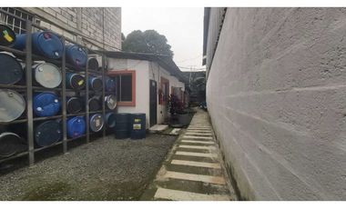 Vendo bodega 2.000 m2 en Via Daule