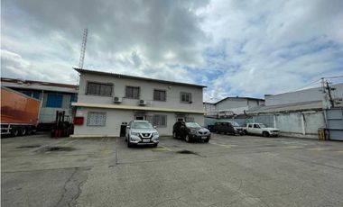 Vendo terreno 6.020 m2 en Via Daule