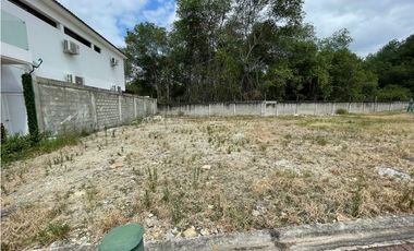 Vía a la Costa Km. 13 Punta Esmeralda Vendo terreno 403,60 m2 
