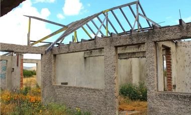 Venta Terreno con Casa en Construcción - Ruaten Bajo, Quillota