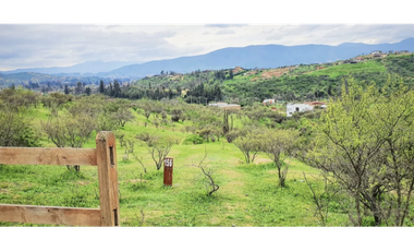 Parcela de 5800m² en Barrio Consolidado
