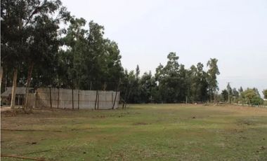 Amplio Terreno de 5.000 m2 en Condominio Privado