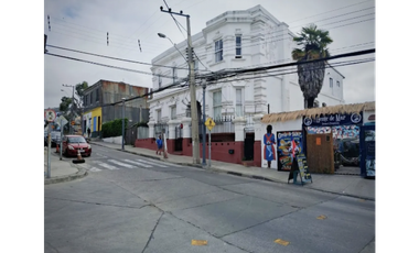 HISTÓRICA Y AMPLIA PROPIEDAD EN CERRO ALEGRÉ - VALPARASO