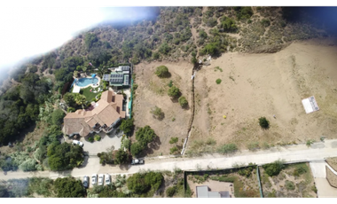 Hermoso terreno de 1600 metros cuadrados, en los pinos de Reñaca.