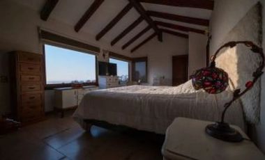 Espectacular Casa con Maravillosa Vista al Mar – Punta de Piedra