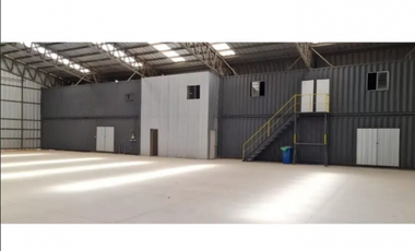 VENTA TERRENO INDUSTRIAL CON GALPÓN NUEVO - CURACAV