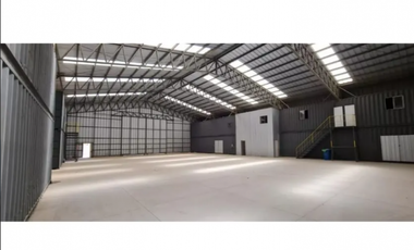 VENTA TERRENO INDUSTRIAL CON GALPÓN NUEVO - CURACAV
