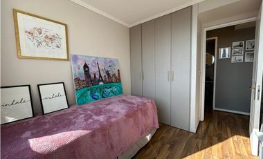 ¡Amplio y remodelado departamento en venta en Las Condes!