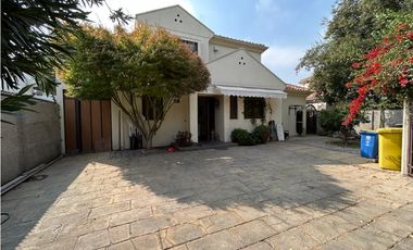 Casa estilo chilena en Chamisero, 4D+3B ¡Disponible junio 2025!