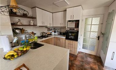 Venta de casa en  Condominio Exclusivo en La Reina