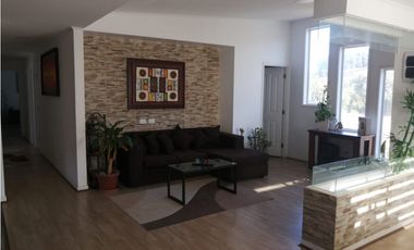 Encantadora Casa en Condominio Lomas del Mauco