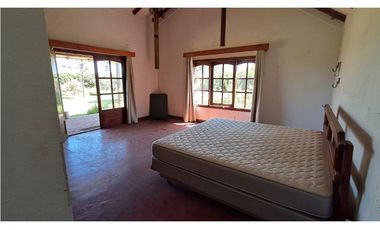 ¡Linda y amplia casa a solo 15 minutos de Concón!