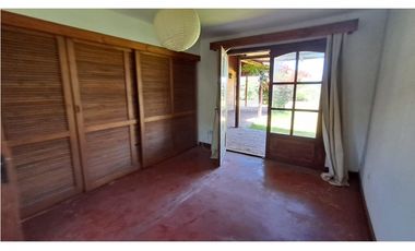 ¡Linda y amplia casa a solo 15 minutos de Concón!