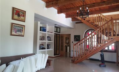 Finca Residencial y Agrícola en Melipilla – Lujo y Rentabilidad