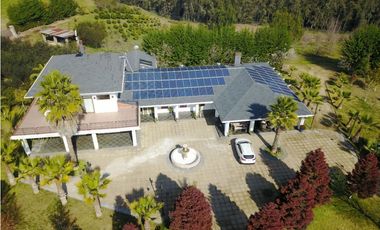 Finca Residencial y Agrícola en Melipilla – Lujo y Rentabilidad