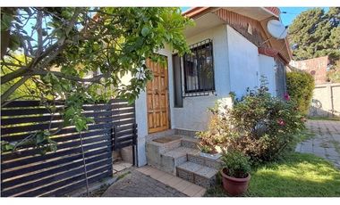 Casa en esquina en Los Romeros, Concón - Excelente ubicación