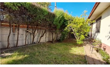 Casa en esquina en Los Romeros, Concón - Excelente ubicación