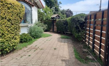 Casa en esquina en Los Romeros, Concón - Excelente ubicación