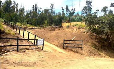 Venta de Terreno con Vista al Humedal