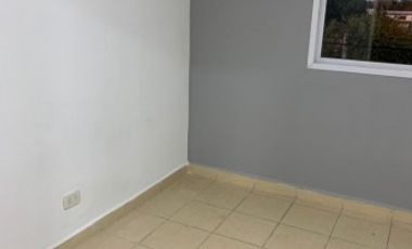 DOS AMBIENTES EN ALQUILER EN  JOSE C PAZ CON COCHERA R. FAVALORO Y TRES SARGENTOS