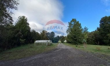 MAGNÍFICA CASA EN PARCELA 5.000 M2 PUERTO OCTAY