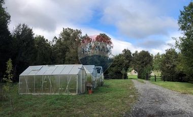 MAGNÍFICA CASA EN PARCELA 5.000 M2 PUERTO OCTAY