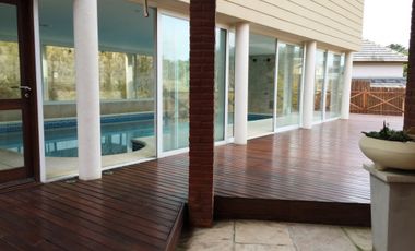 VALERIA DEL MAR - VENTA Importante Casa