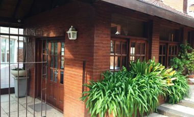 VALERIA DEL MAR - VENTA Importante Casa