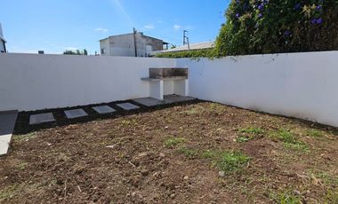 SE VENDE CASA A ESTRENAR ZONA M DAVID Y GARRIGO