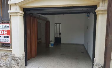 VENTA - CASA 3 HABITACIONES ZONA RACEDO Y PERON
