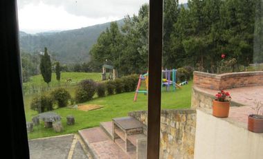 Venta de Casa con 12.800m2 en Vereda El Hato - La Calera, Cundinamarca