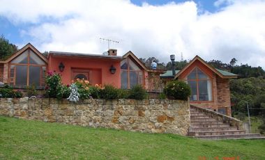 Venta de Casa con 12.800m2 en Vereda El Hato - La Calera, Cundinamarca