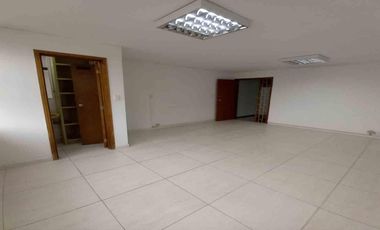 OFICINA EN ARRIENDO EN EL CENTRO/MANIZALES