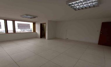 OFICINA EN ARRIENDO EN EL CENTRO/MANIZALES