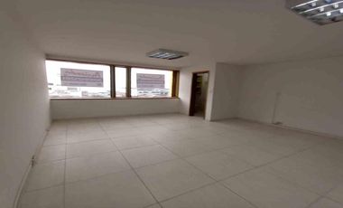OFICINA EN ARRIENDO EN EL CENTRO/MANIZALES