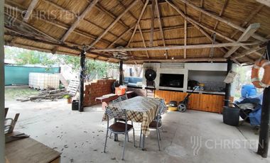 Quinta en  Arroyo Leyes. Ideal para pescadores