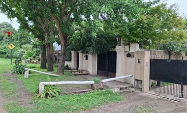 Hermosa casa en San Vicente con parque y pileta