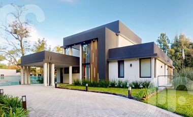 ALQUILER CASA EN MIRALAGOS