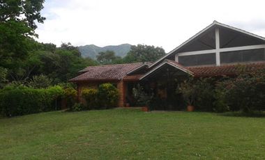 VENTA de FINCAS en LA MESA