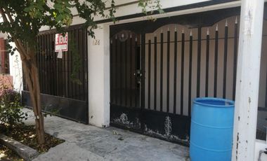 CASA EN VENTA EN COL. LAS PUENTES 5 SECTOR EN SAN NICOLAS DE LOS GARZA