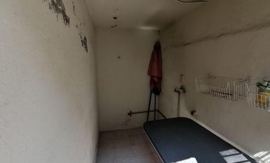 CASA EN VENTA EN COL. LAS PUENTES 5 SECTOR EN SAN NICOLAS DE LOS GARZA
