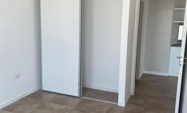 Venta departamento a estrenar de 1 dormitorio con cochera, La Plata