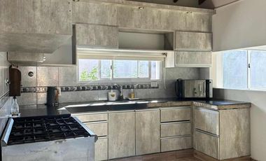 Casa en venta - 3 Dormitorios 2 Baños - Cochera - Mar del Tuyú