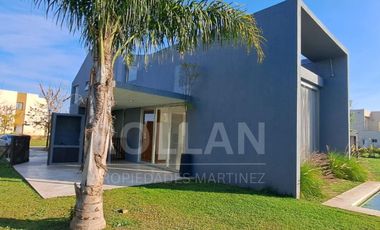 Casa en Alquiler Puertos del Lago Barrio Araucaria Escobar