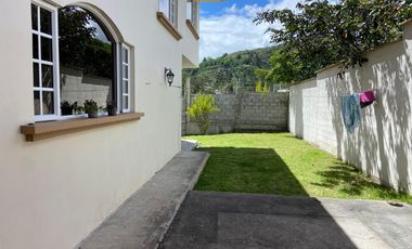 CASA EN VENTA CON AREA VERDE,CHALLUABAMBA, APANGORAS